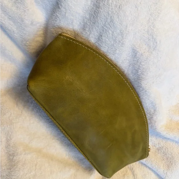Portland Leather Anjou Green Leather Pouch large total eclipse - Picture 2 of 5